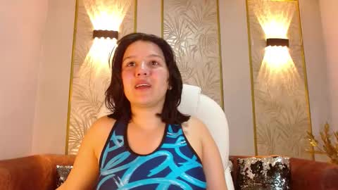 Snapshot of amie_gh chatting on 10/21/25, 11:22 Amie  online show from 10/21/25, 11:22