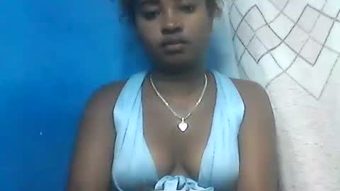 Snapshot of amielle_01 chatting on 05/07/26, 12:38 amielle_01 online show from 05/07/26, 12:38