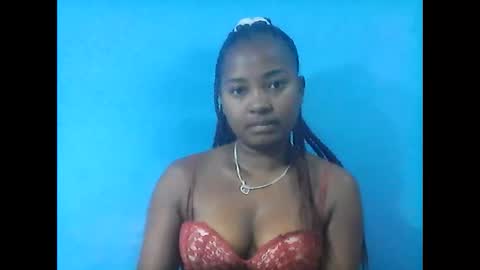 Snapshot of amielle_01 chatting on 05/31/26, 05:26 amielle_01 online show from 05/31/26, 05:26