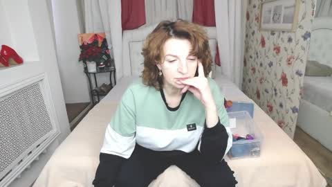 Snapshot of amihotgranny chatting on 04/05/26, 12:46 Ami online show from 04/05/26, 12:46