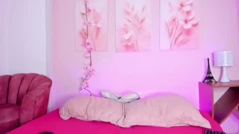 AmiiClark  online show from 02/18/26, 07:10