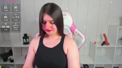 amilia_may online show from 05/28/26, 08:22