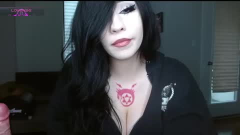 Snapshot of amilustxx chatting on 01/09/25, 04:49 amilust online show from 01/09/25, 04:49