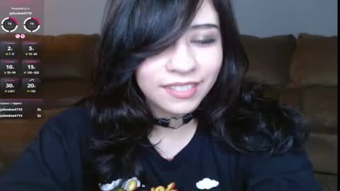 Snapshot of amilustxx chatting on 06/17/26, 07:15 amilust online show from 06/17/26, 07:15
