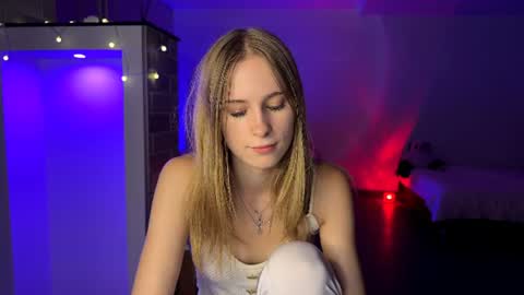 Amily online show from 07/14/26, 06:57