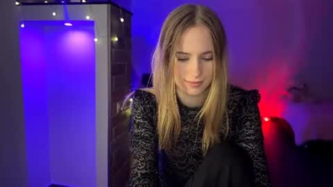Amily online show from 07/16/26, 05:41