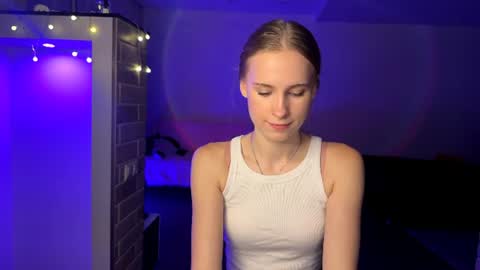 Amily online show from 07/19/26, 06:55