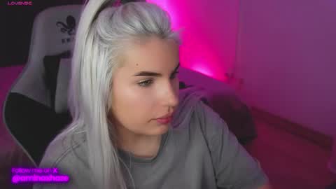 Snapshot of amina_haze chatting on 09/09/25, 08:30 amina_haze online show from 09/09/25, 08:30