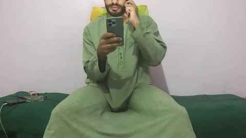 Amir online show from 11/16/25, 04:12