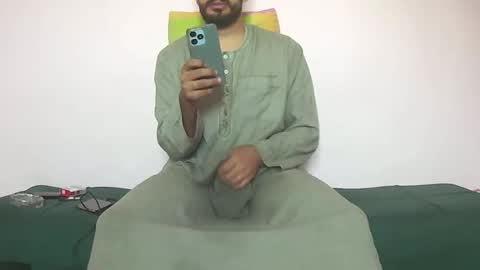 Amir online show from 11/17/25, 10:10