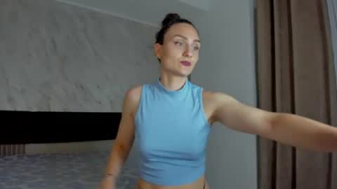 AmiraAnne online show from 07/12/26, 06:54