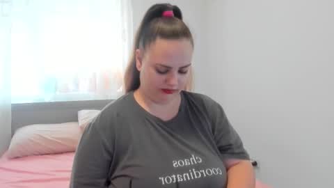 Snapshot of amiravyxen chatting on 07/08/26, 08:41 Amira Vyxen online show from 07/08/26, 08:41