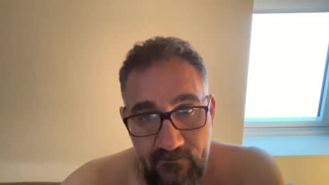 Snapshot of amirsds3298129 chatting on 06/08/26, 06:41 amirsds3298129 online show from 06/08/26, 06:41