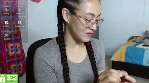 amitlu_ online show from 11/23/25, 12:32