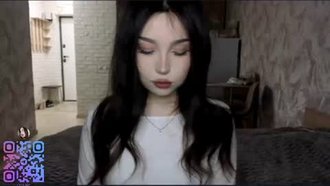 Snapshot of amiyulo chatting on 07/11/26, 06:43 Milana online show from 07/11/26, 06:43