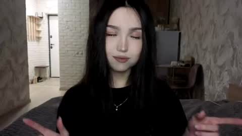 Snapshot of amiyulo chatting on 07/17/26, 05:40 Milana online show from 07/17/26, 05:40