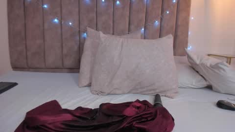 Amber online show from 12/17/25, 06:14