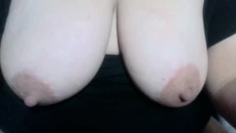 Snapshot of ammendo chatting on 12/29/24, 05:21 amimarie online show from 12/29/24, 05:21