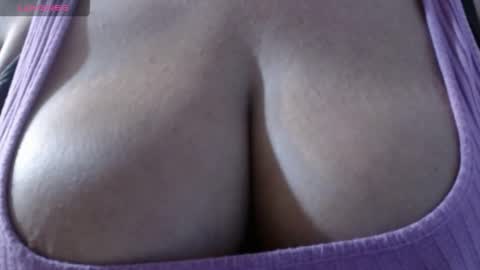 Snapshot of ammendo chatting on 06/01/26, 05:58 amimarie online show from 06/01/26, 05:58