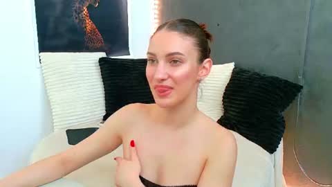 Amira online show from 06/10/26, 04:23