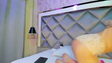 ammy durand online show from 02/23/25, 02:51