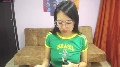 Snapshot of ammy_smith1 chatting on 06/25/26, 04:56 Ammy online show from 06/25/26, 04:56