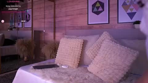 Ammy Scott  online show from 12/05/25, 08:05