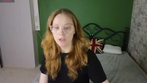 Snapshot of ammywink chatting on 05/25/26, 01:11 Ammy online show from 05/25/26, 01:11