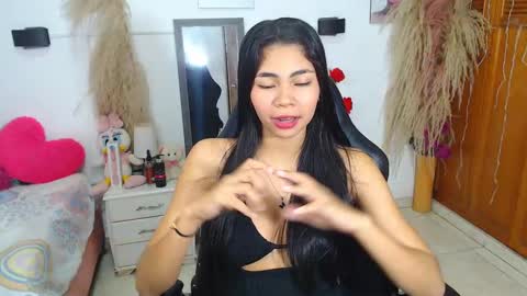 ammyy_wood_ online show from 10/09/25, 05:05