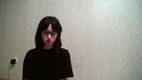 Amomira honeyx online show from 12/19/25, 01:34