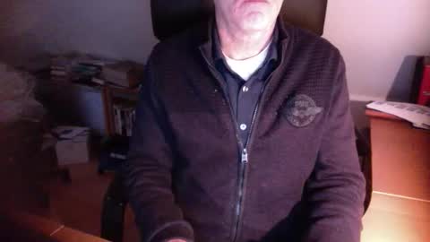 Amor2200 online show from 01/01/25, 02:20