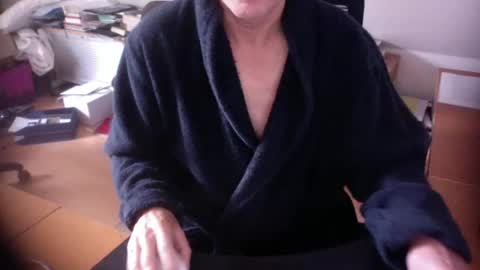 Amor2200 online show from 09/17/25, 07:43