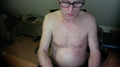 Snapshot of amor2200 chatting on 02/02/26, 10:52 Amor2200 online show from 02/02/26, 10:52