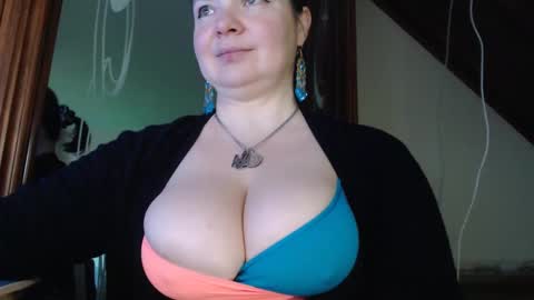 Snapshot of amorelara chatting on 01/23/25, 07:00 amorelara online show from 01/23/25, 07:00