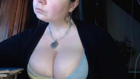 Snapshot of amorelara chatting on 01/27/25, 05:58 amorelara online show from 01/27/25, 05:58