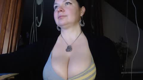 Snapshot of amorelara chatting on 01/28/25, 04:50 amorelara online show from 01/28/25, 04:50