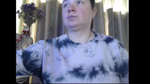 Snapshot of amorelara chatting on 10/20/25, 08:04 amorelara online show from 10/20/25, 08:04