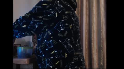 Snapshot of amorelara chatting on 10/26/25, 02:23 amorelara online show from 10/26/25, 02:23