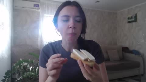 miss unforgettable online show from 11/04/25, 06:56