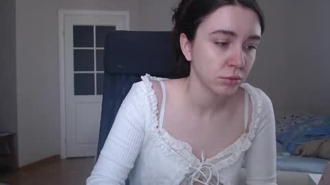 miss unforgettable online show from 04/19/26, 01:10