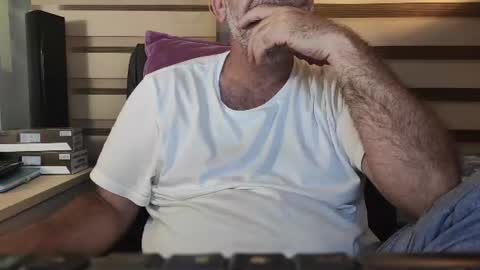 Snapshot of amorlin chatting on 08/02/26, 08:07 AmorLin online show from 08/02/26, 08:07