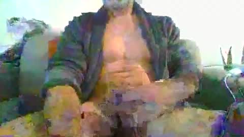 amram1985 online show from 12/19/25, 12:34