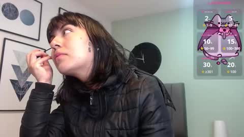 Amy 3 online show from 10/03/25, 04:42