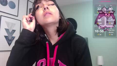 Amy 3 online show from 10/07/25, 04:42