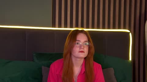 Snapshot of amy__roy chatting on 01/12/26, 04:23 Amy online show from 01/12/26, 04:23