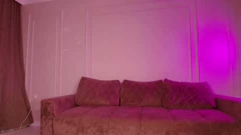 Amy Akime online show from 03/09/26, 01:15