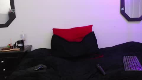 Amy online show from 02/15/25, 06:33