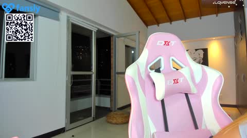 Snapshot of amy_coquette chatting on 01/10/25, 12:17  CARO GOMEZ online show from 01/10/25, 12:17