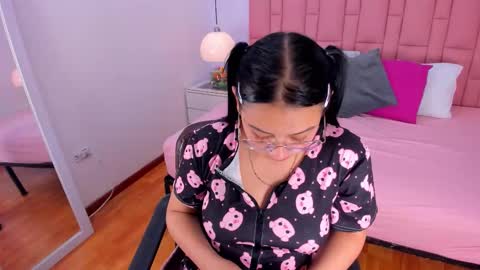 Aleja   online show from 12/20/25, 03:57