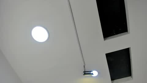 Aleja   online show from 12/22/25, 03:14